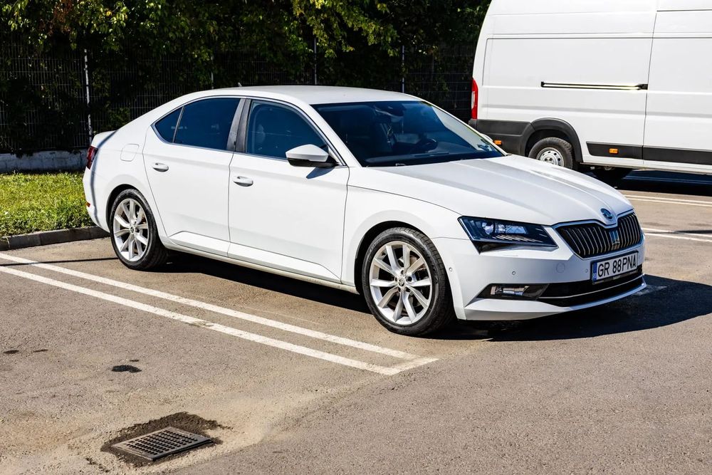Skoda Superb Skoda Superb 4X4 2.0 TDI DSG