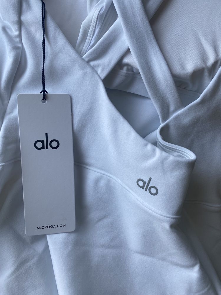 Alo Yoga оригинални спортни дрехи