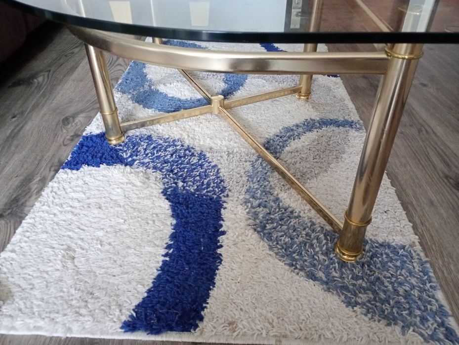 Masa de cafea cu blat din sticla