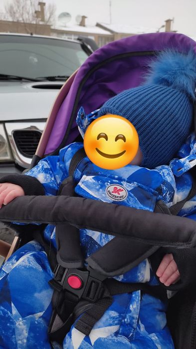 Продам комбинезон зима, отличное состояние . От 10 мес до 1.5 года 
Ру