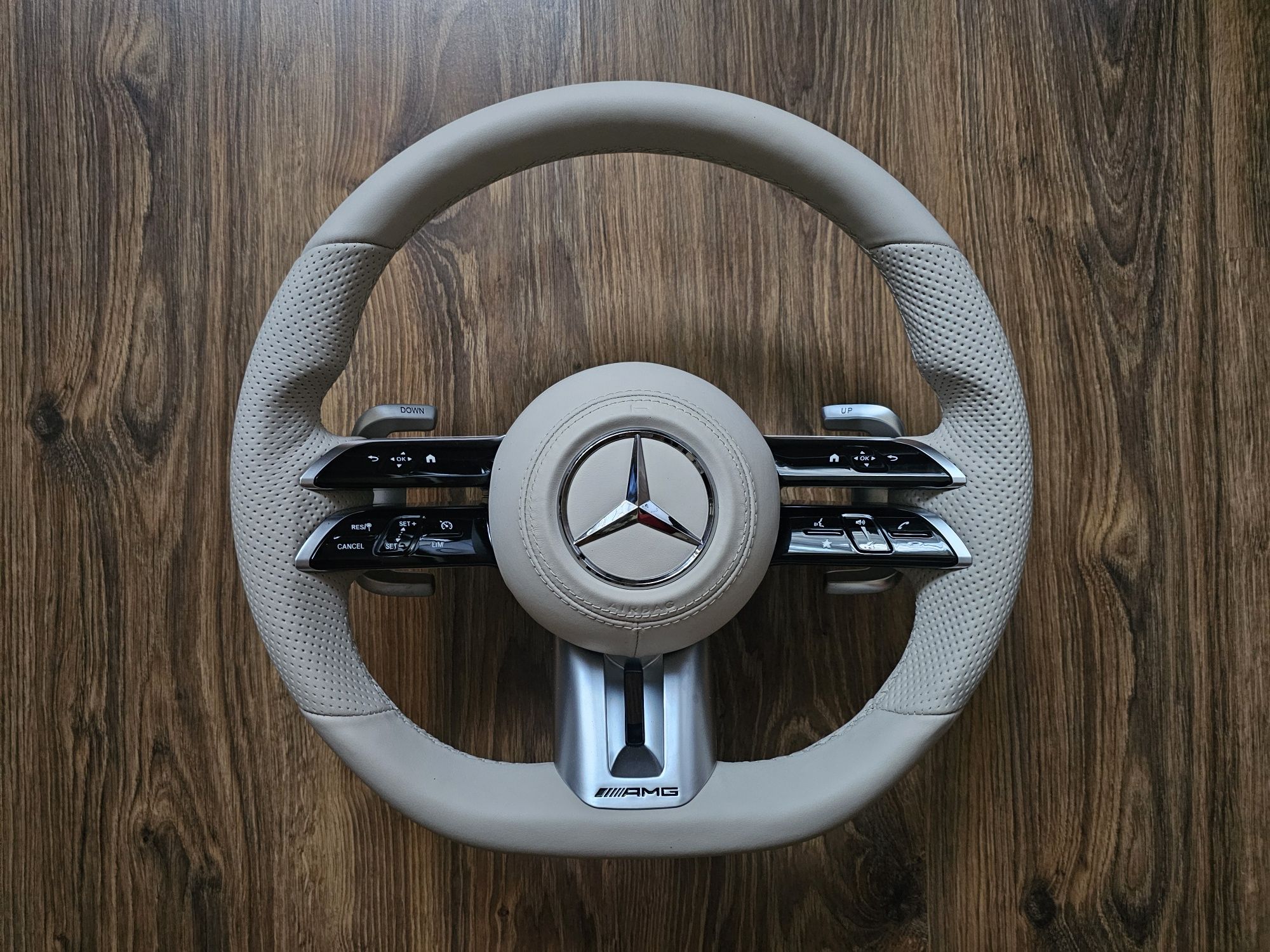 AMG волан W222W223C217C238W213W214W206C167W167X167W464W177C118C257X290