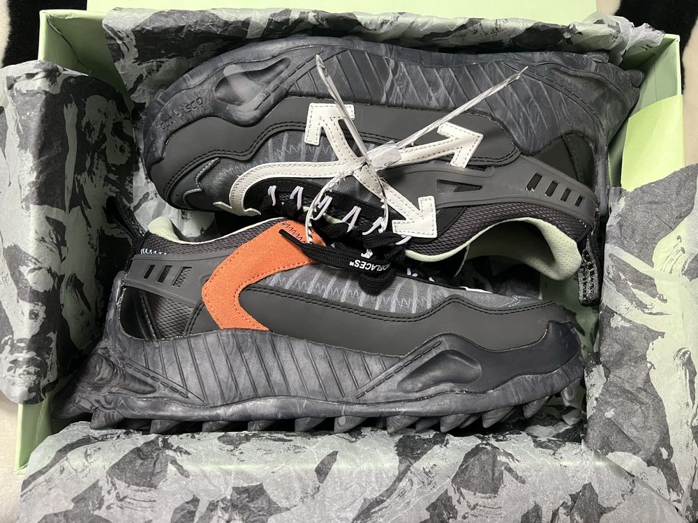 Off White Odsy1000