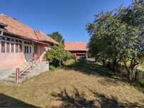 Casă de vânzare comuna Râșca, sat Mărcești + teren 7500 mp