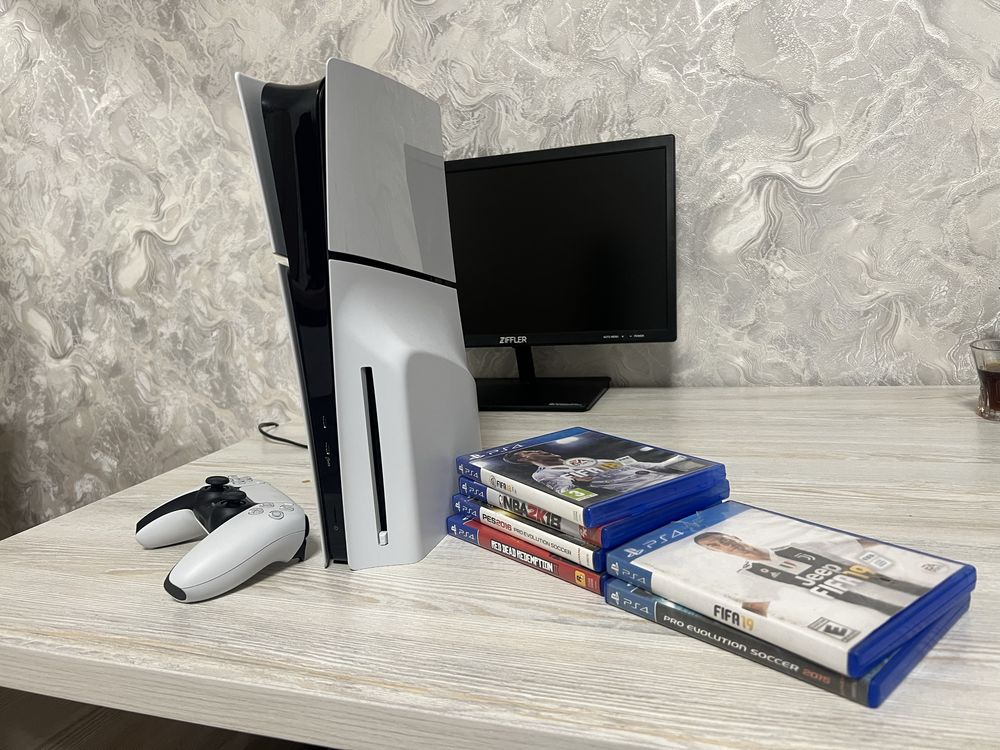 Playstation 5 slim, 1 Tb