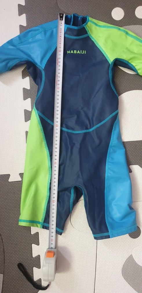 Costum de înot  pentru 4,5 ani