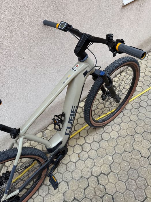 Cube Reaction Hybrid Pro 625