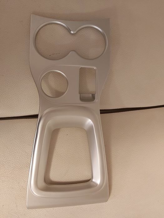 Renault Kadjar - ornament consola centrala
