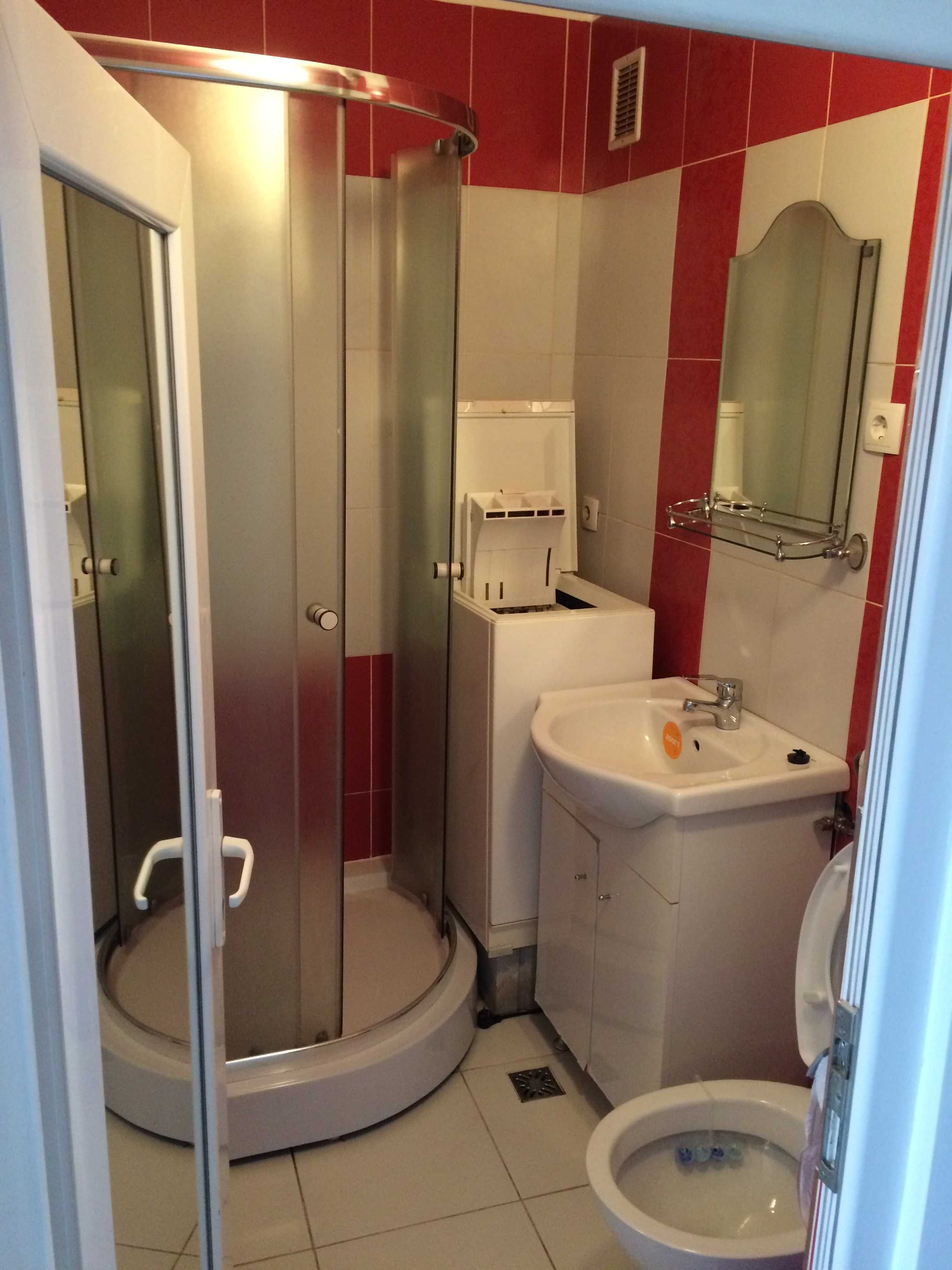 PF Inchiriez apartament cu o camera centru