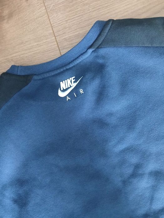 JORDAN и NIKE оригинални суйтчари.