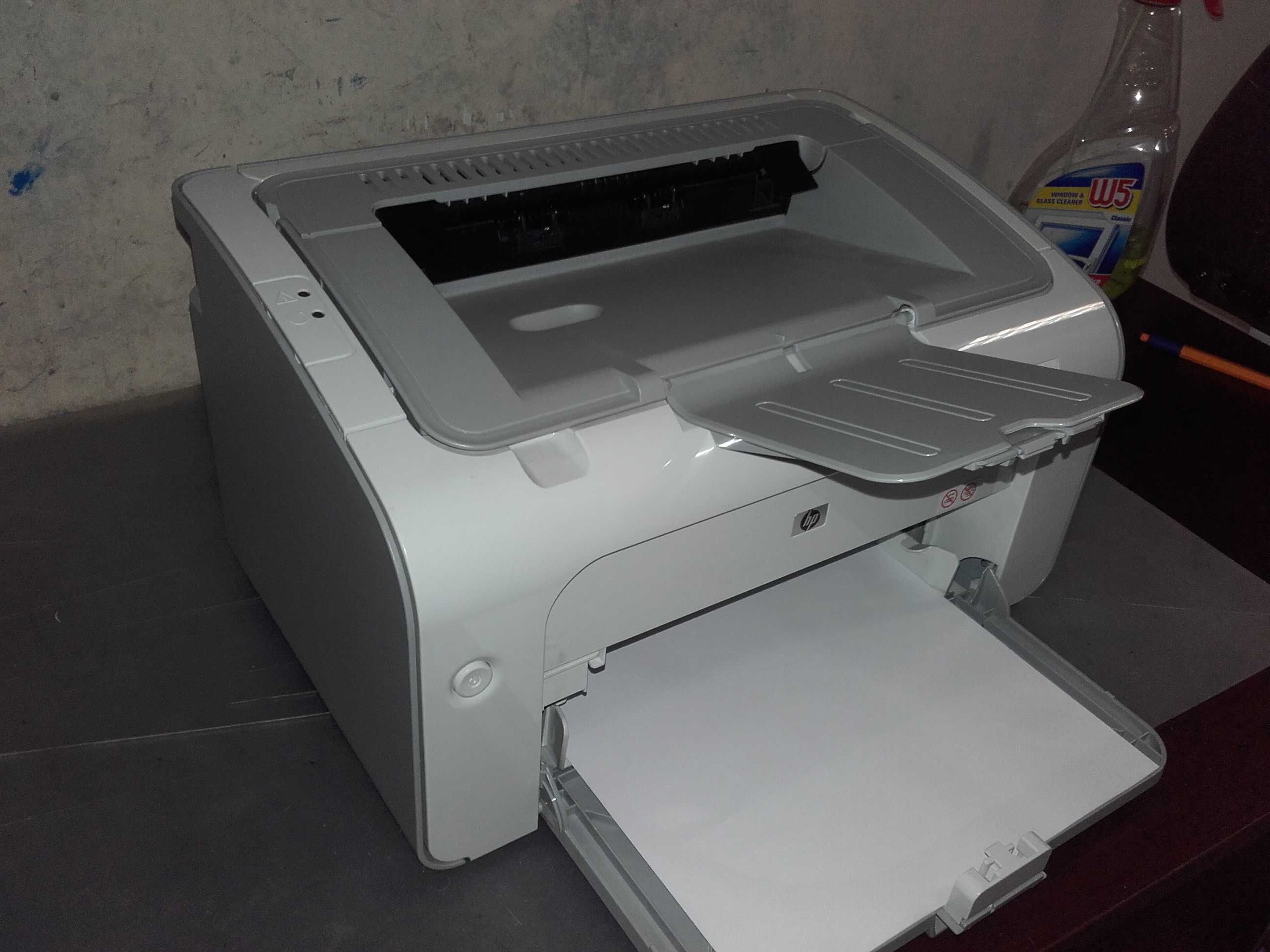 Като нов!!! Лазерен принтер HP LaserJet Pro P 1102  Отличен!!!