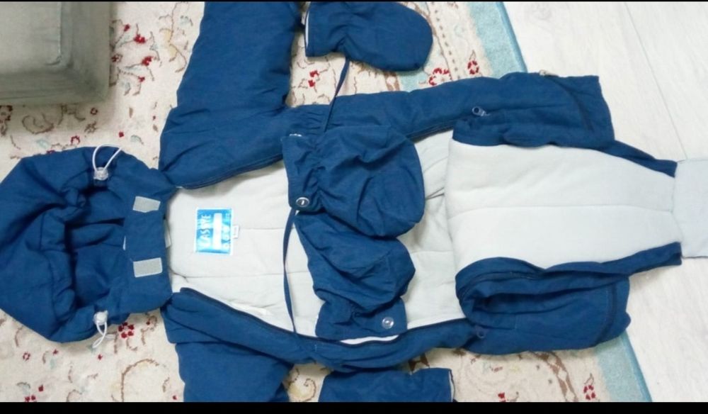 Продам комбинезон зимний