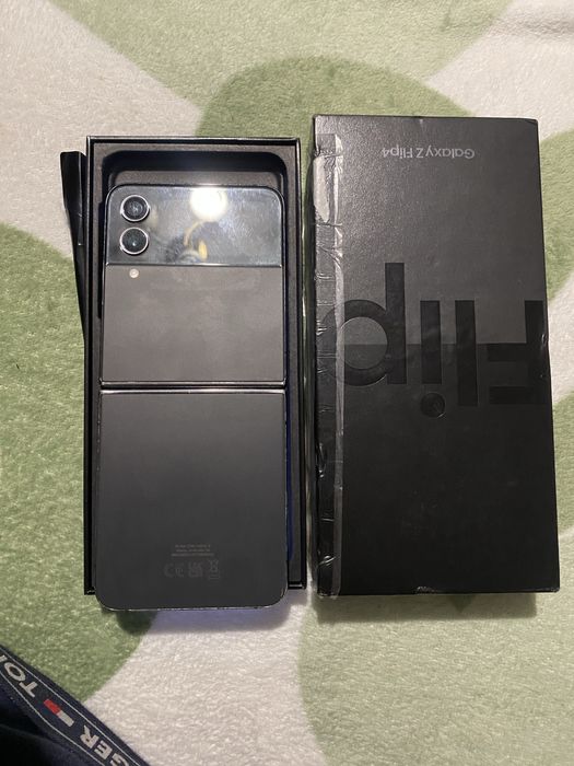Samsung z flip 4