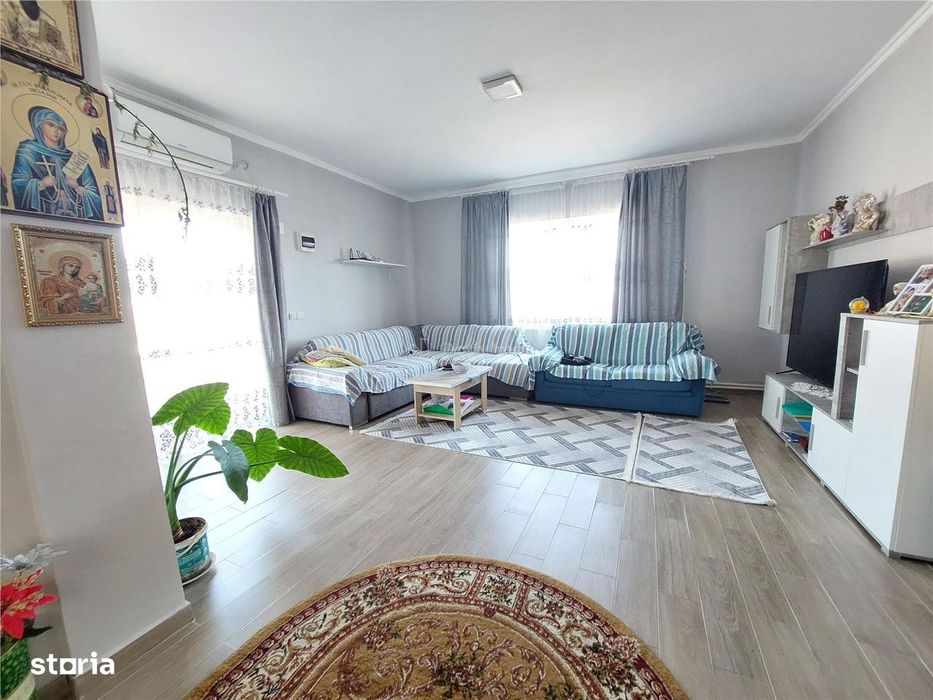 Casa P+M, amprenta 129 mp, teren 902 mp, Oreavu