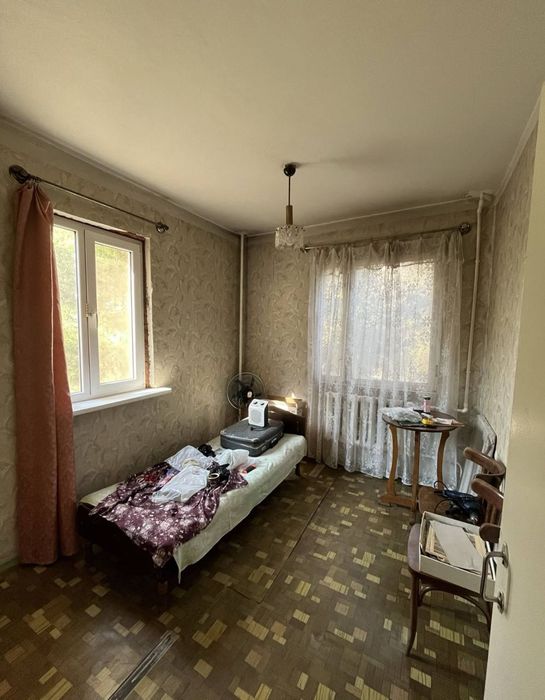 Продаётся 2-х комнатная Дархан Ор-р кафе Дархан