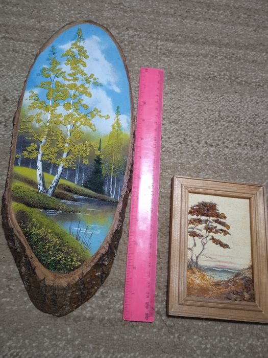 Картина на срезе дерева.