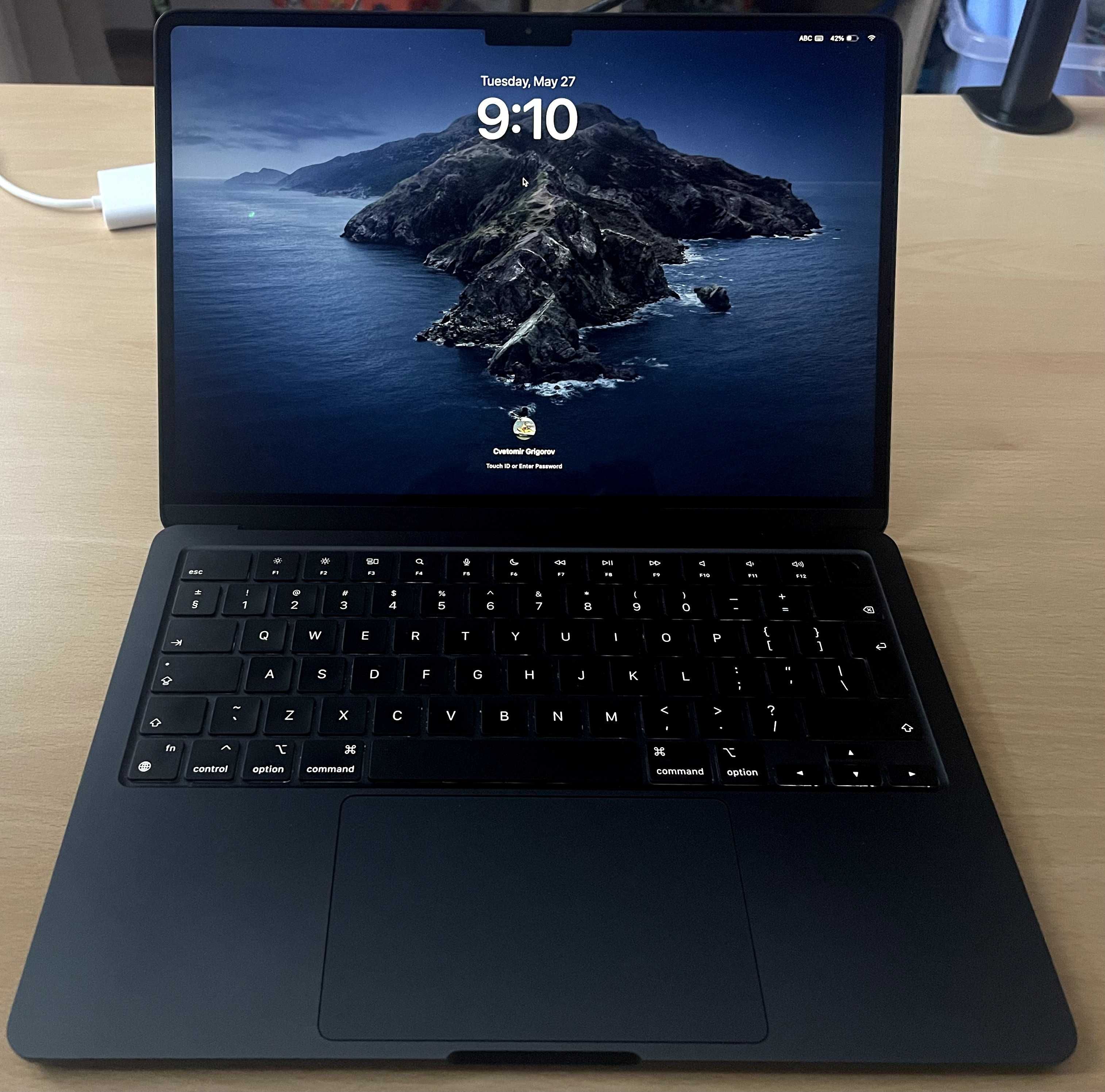 Apple MacBook Air 13" M3 8GB 256GB Midnight Гаранция