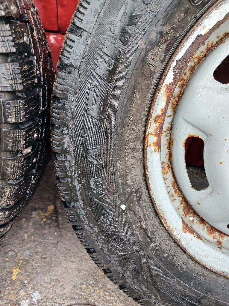ШИНЫ Nokian Nordman 7 175/70 R13 82T с шипами