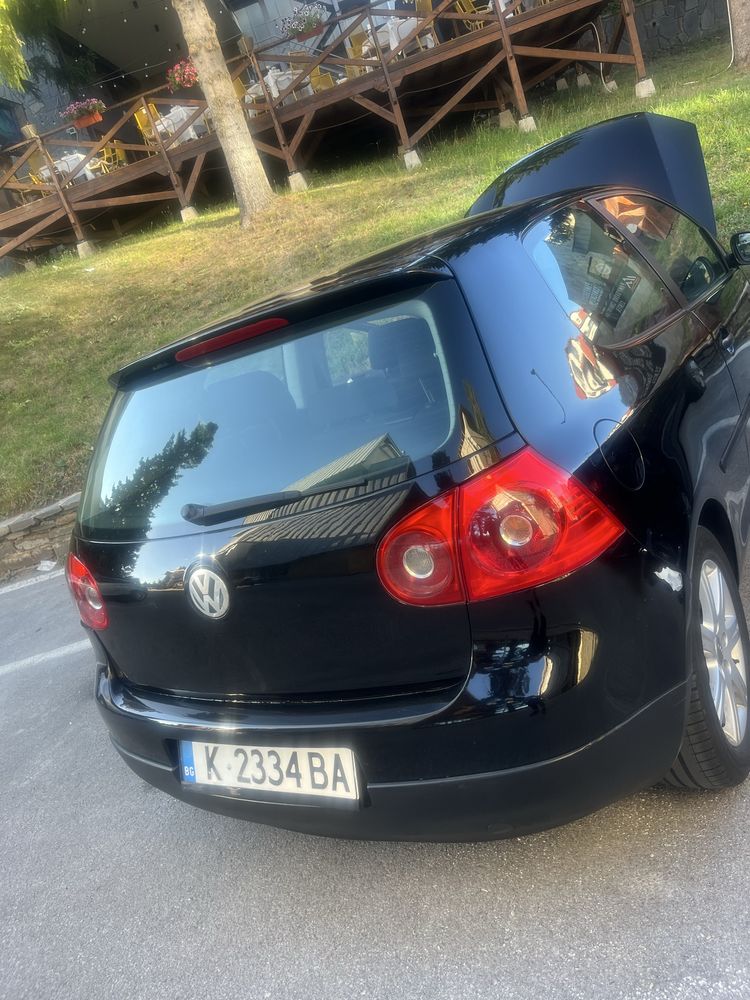Golf 5 2-140 коня