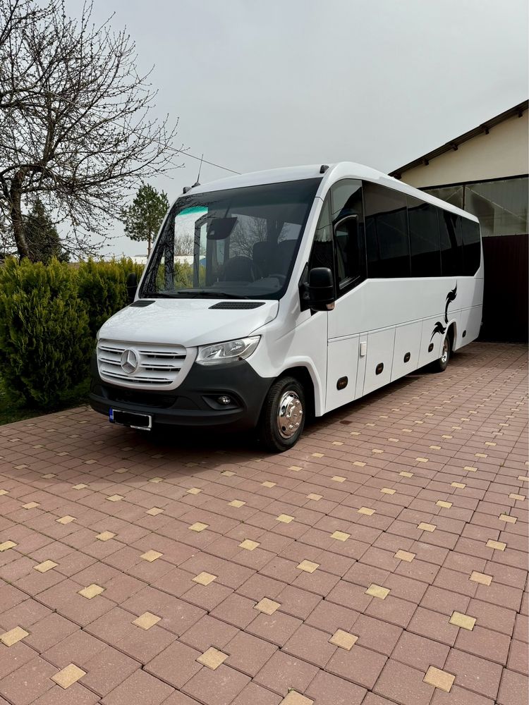 Mercedes Sprinter 719 (30 locuri)