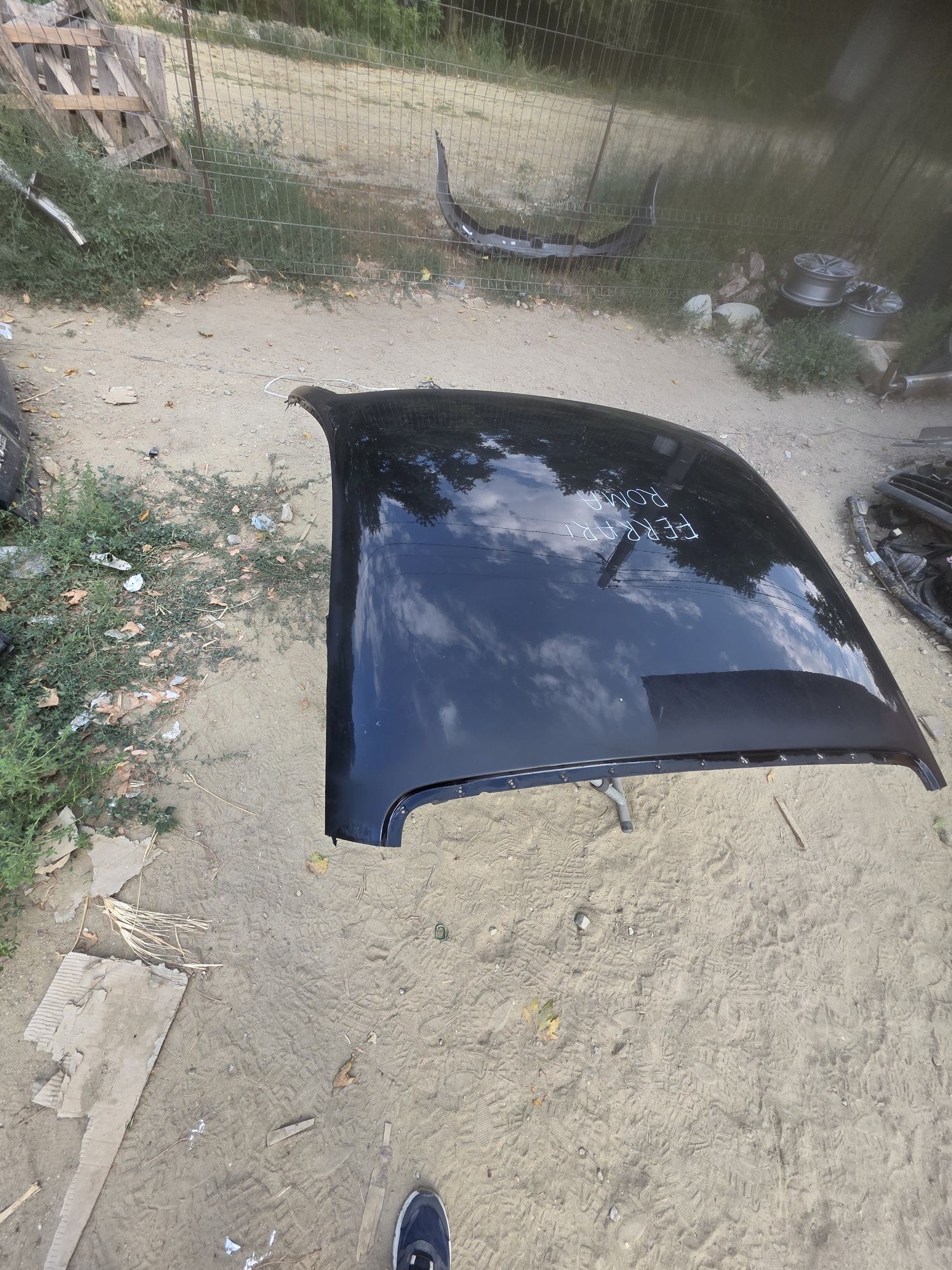 Ferrari Roma Roof таван