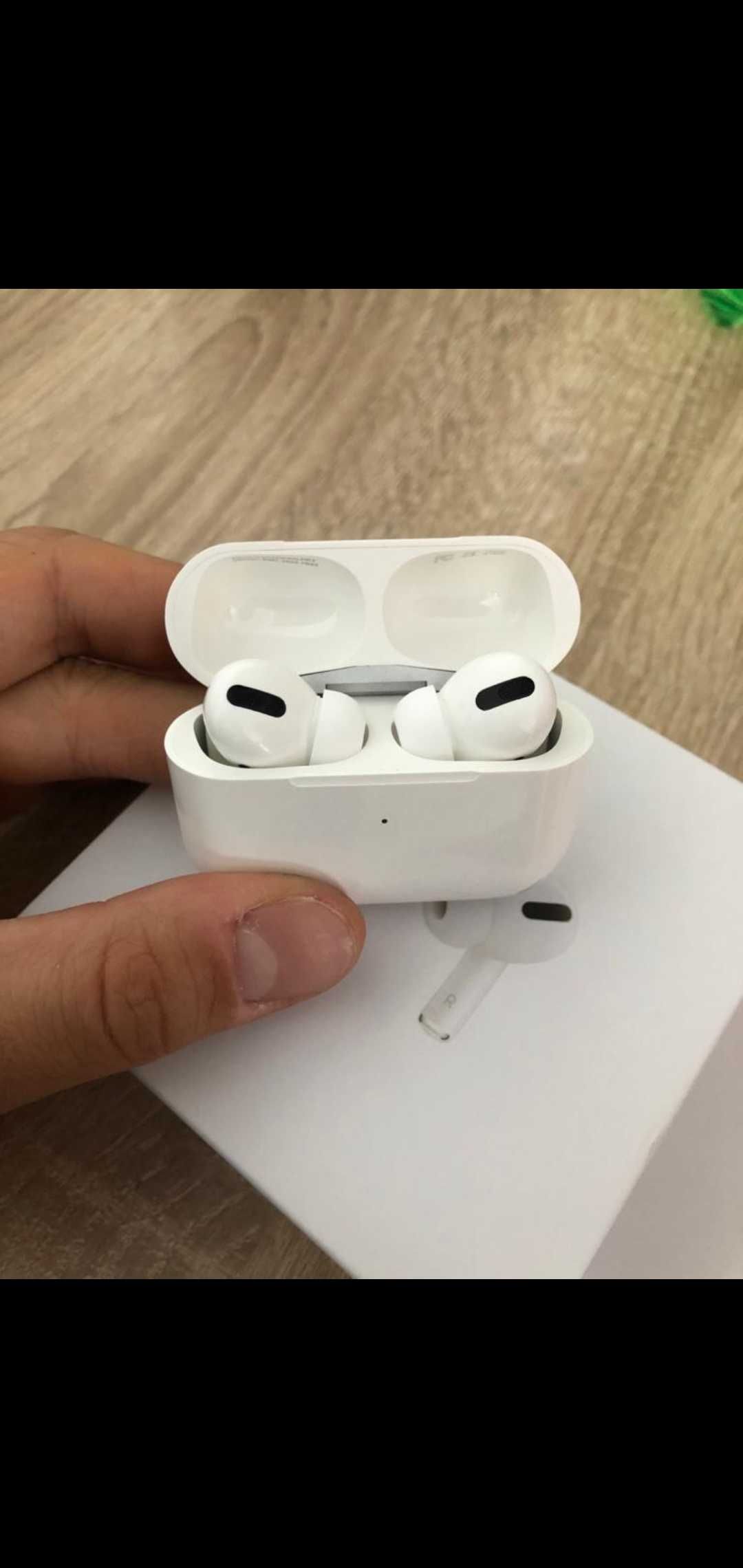 Airpods pro casti