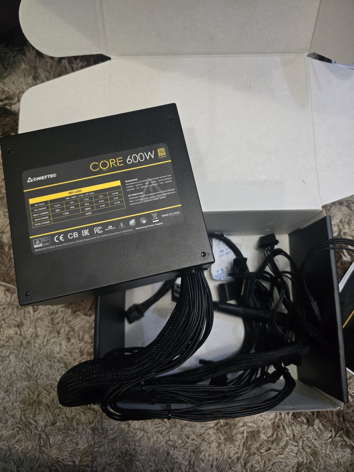 Продам блок питания 600w