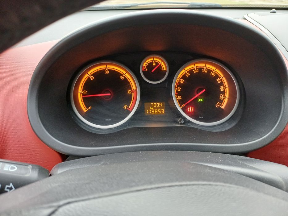 Opel Corsa D 1.3 diesel, proprietar de 5 ani