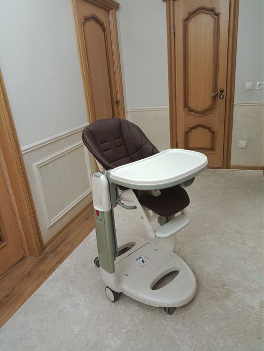 Очень срочно продам Tatamia peg perego. Стульчик для кормления