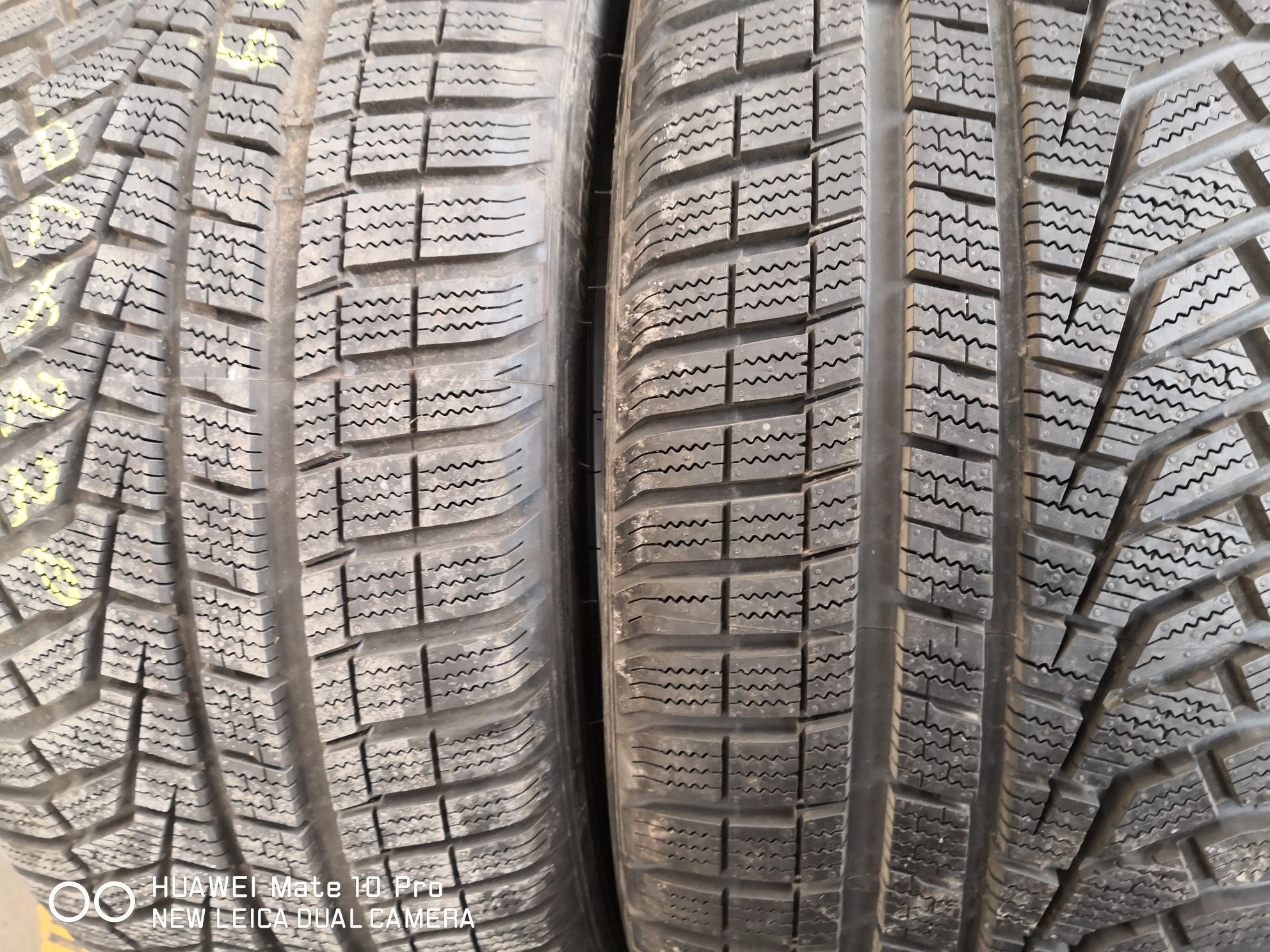 245 40 19 цола гуми нови  hankook