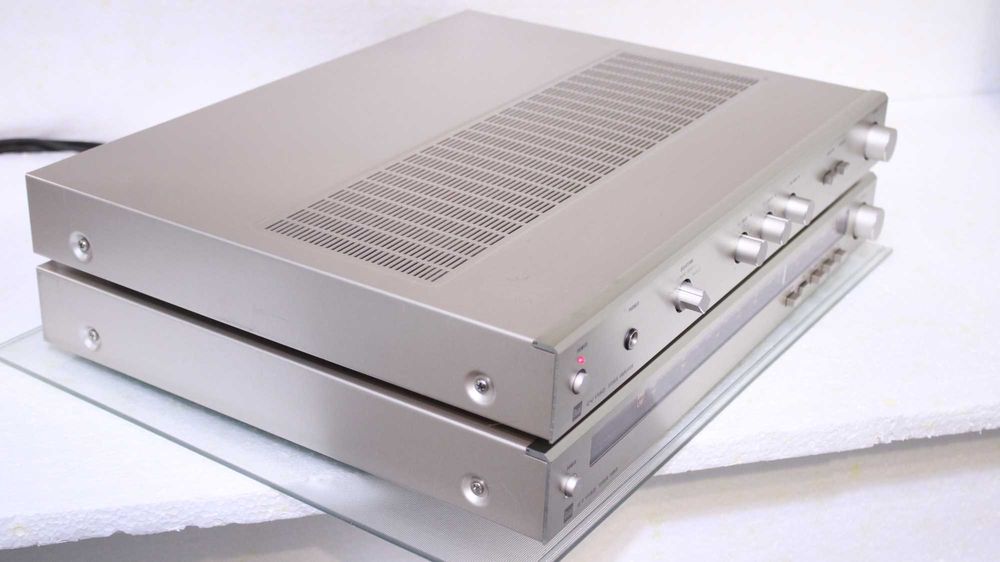 Statie+Tuner Dual,2x35W,slim,Germania(1980).