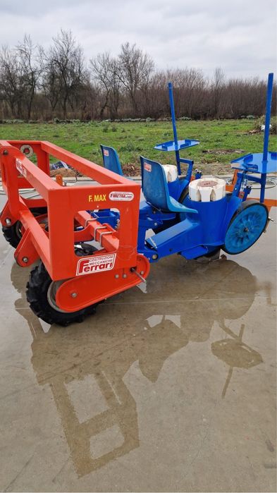 Masina de plantat varza Ferrari