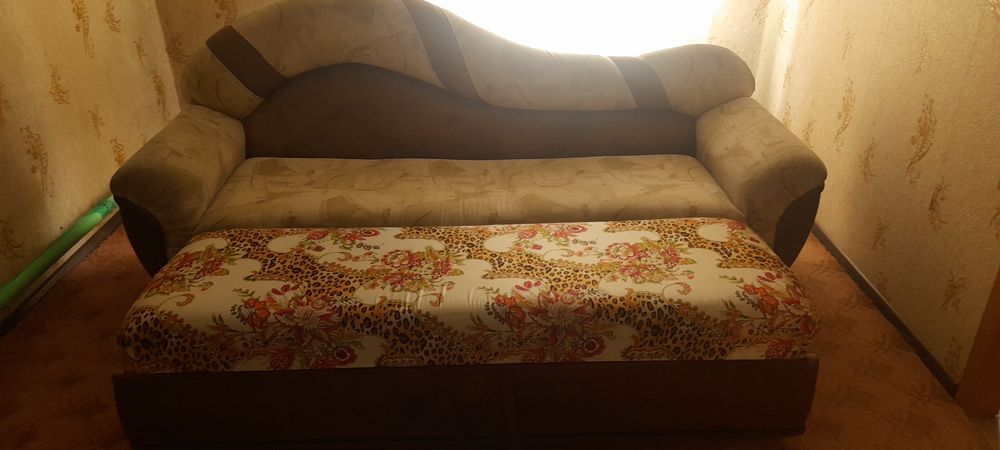 Продам диван  разжвижной