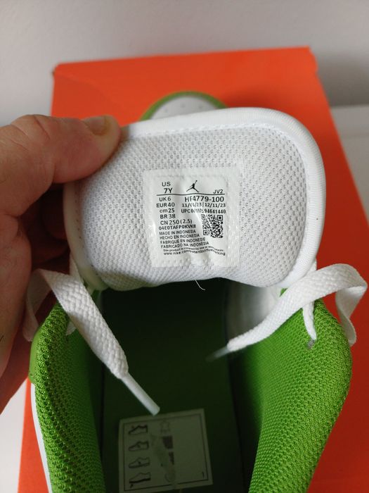 Adidasi nike jordan