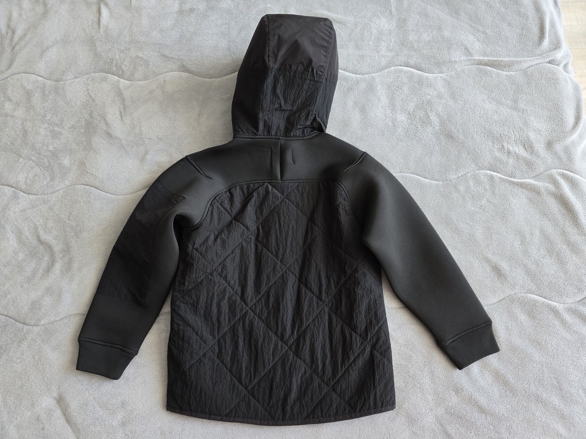 Черно спортно яке Zara 128см