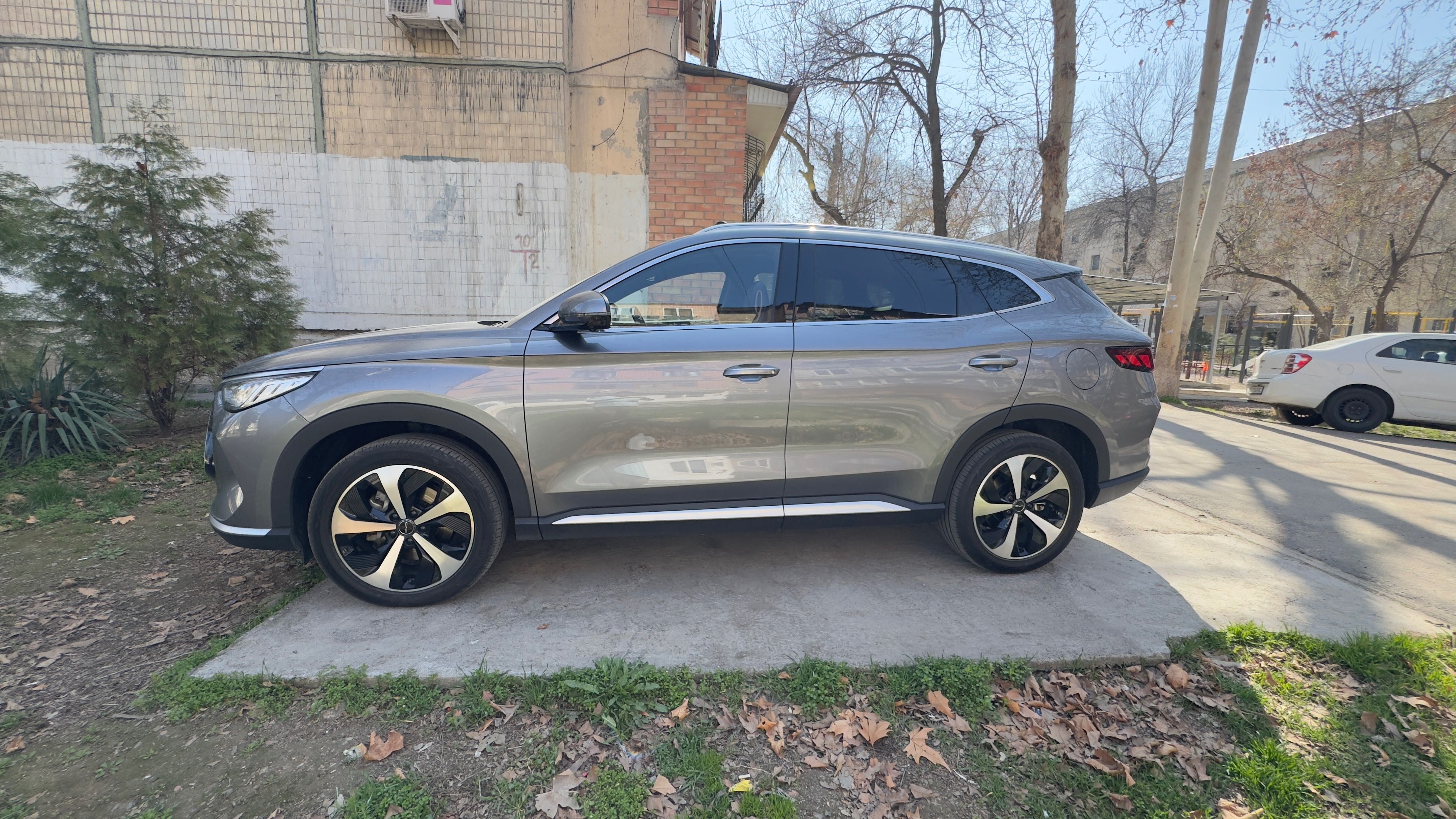 BYD Song Plus DM-i, 2 позиция