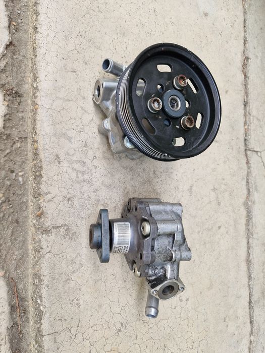 Caseta directie  audi a4 b8 /pompa servo