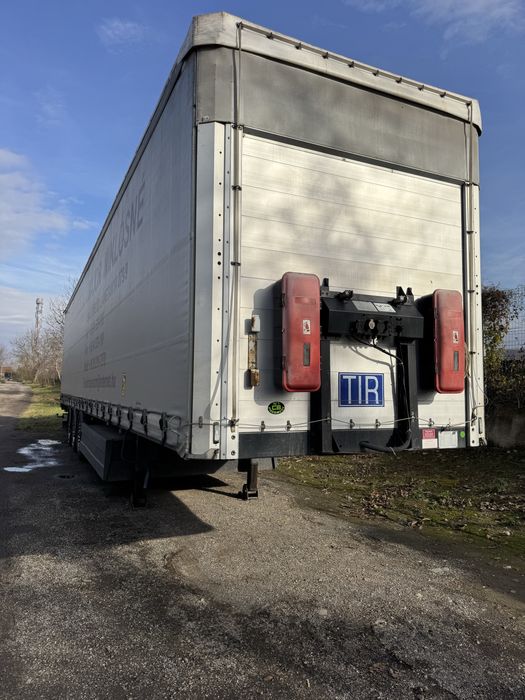 Semiremorca Scharmuller