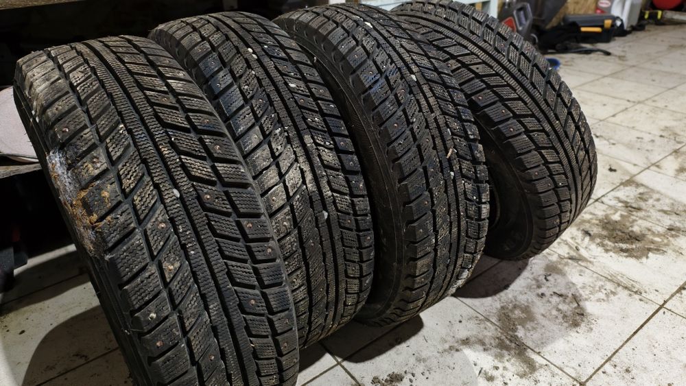 Новая резина на дисках 185/65 размер 14