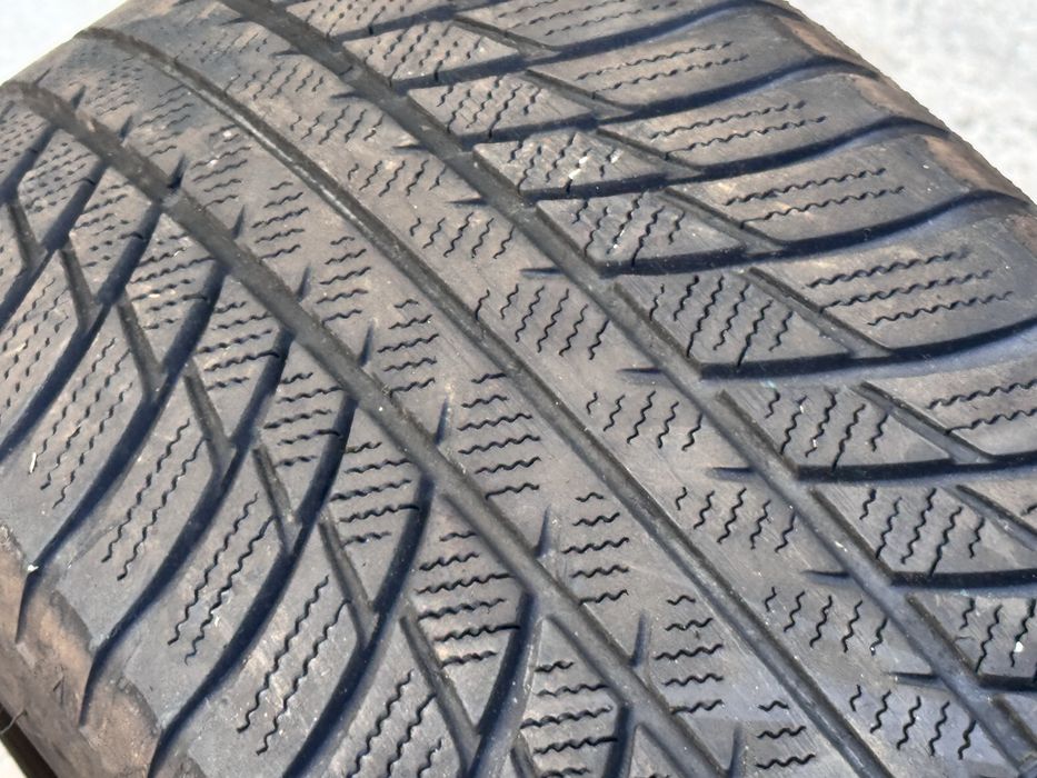 205/60/R16 Bridgestone Blizzak 4бр зимни dot1619