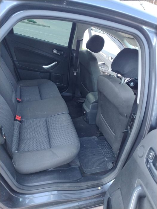 Ford Mondeo Mk4 Ghia2.0 TDCi 140 CP - Trapă - 2007