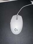 Продаю мышку logitech g102