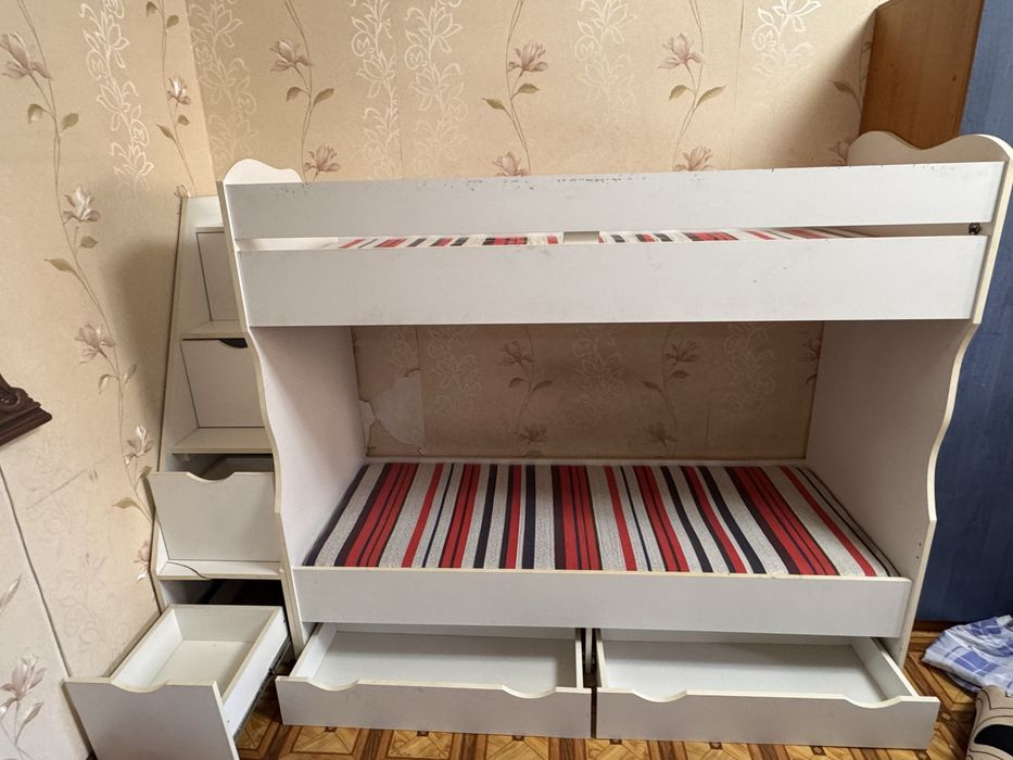 Кровать двухярусная для детей