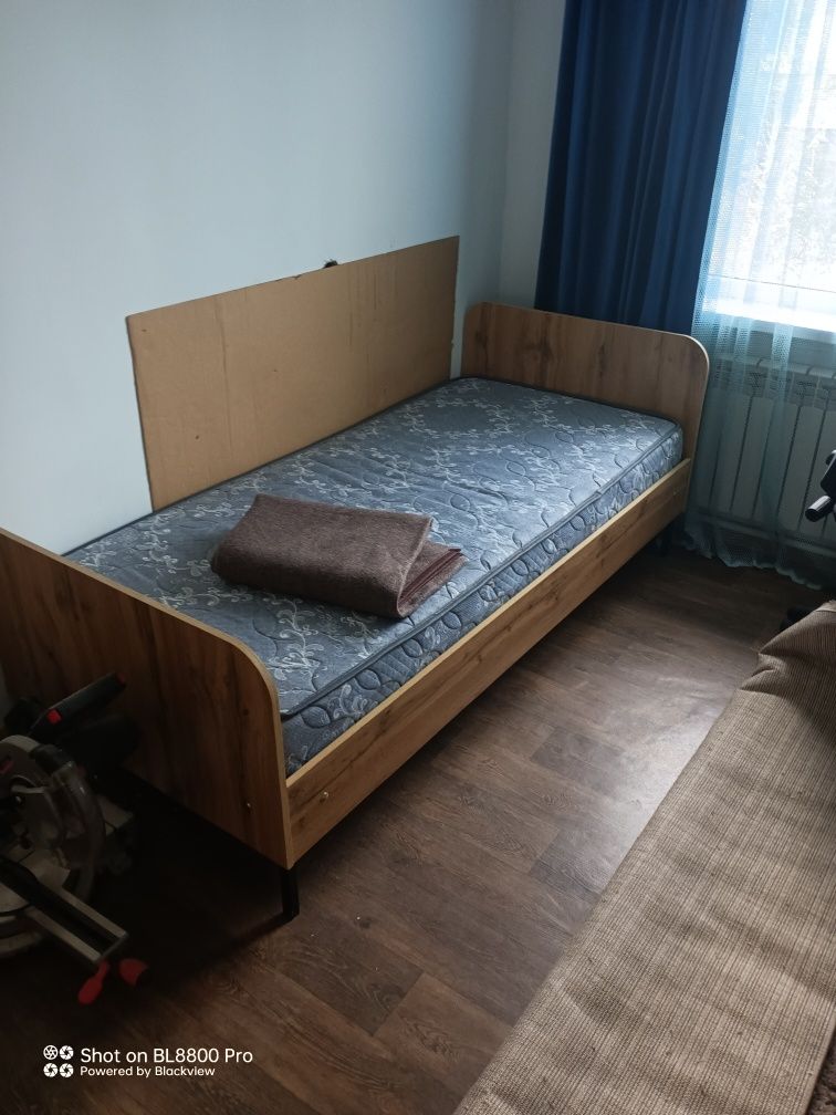 Жаңа төсектер матраспен 3шт.