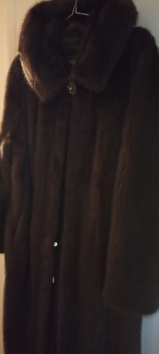 Продам норковую шубу