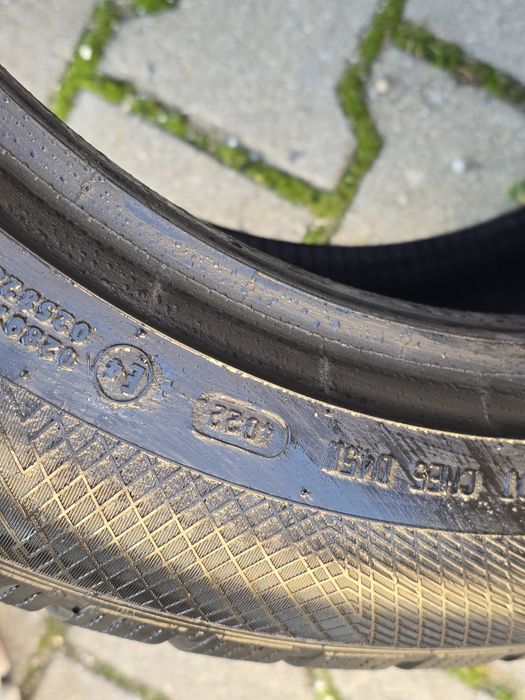 225 55 18 Continental