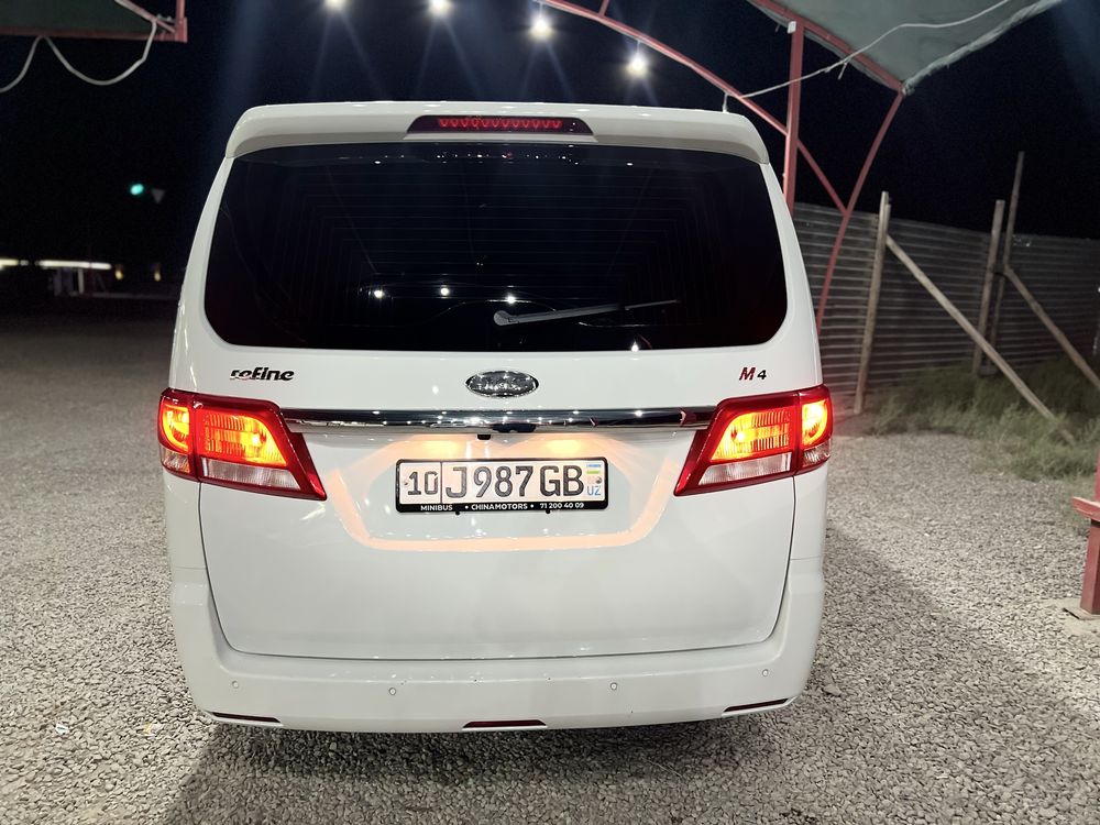 Jac M4 11 kishilik