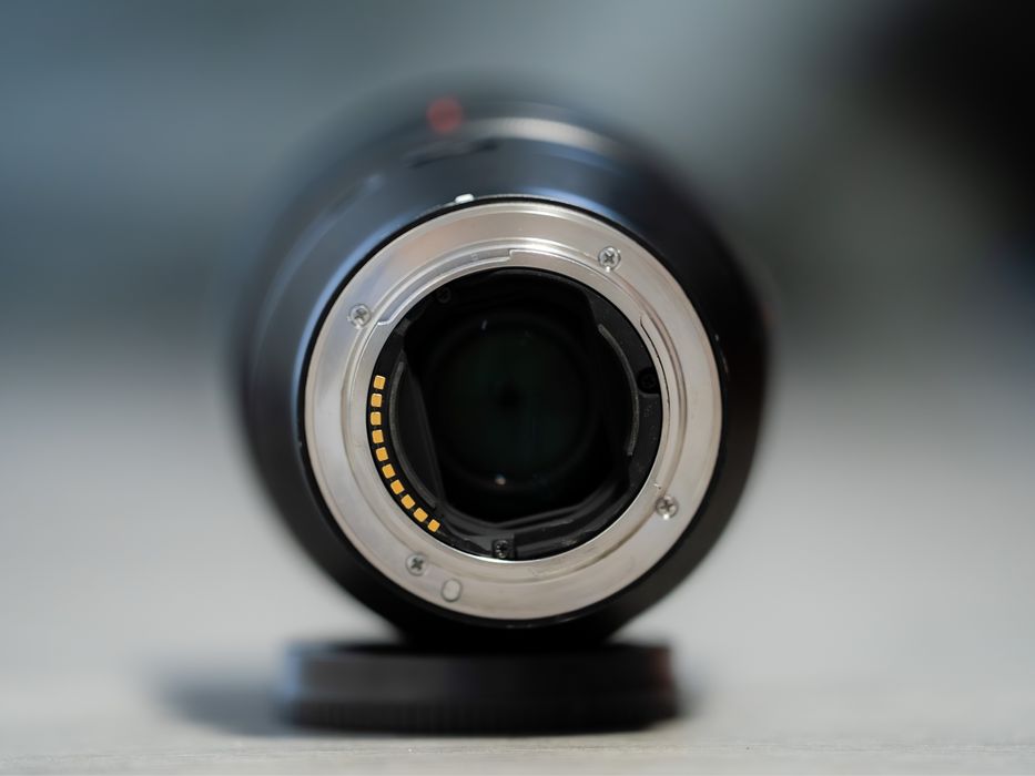 Vând Sony 85mm f/1.8 FE FULLBOX