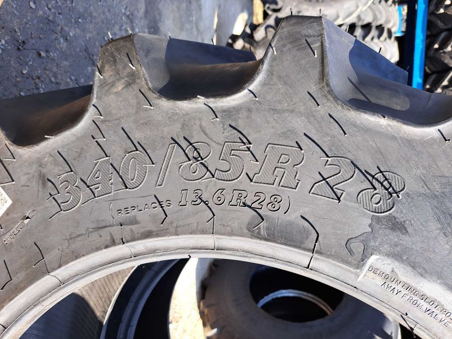 Cauciucuri noi 340/85R28 marca MRL anvelope radiale 13.6R28 tractor