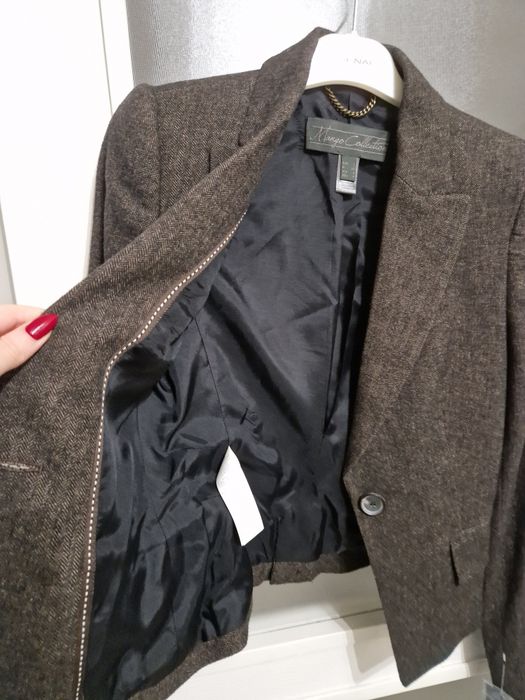 Ново вълнено сако MANGO, размер S