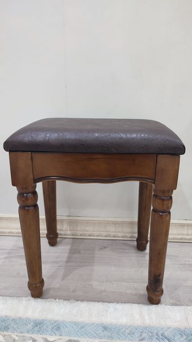 Пуфик в отличном состояний